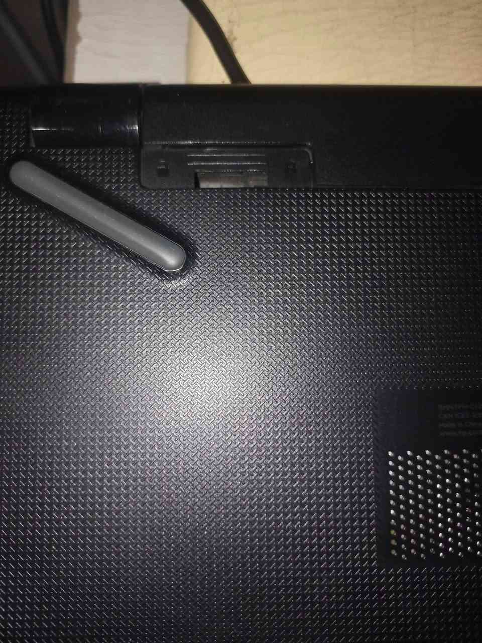 السلام عليكم لابتوب HP الحجم 15 نواقصه قدامكم كسر بل كفر الي فوق الشاشه مايئثر بس مجرد اوصل الكم نواقصه وحده من الاقفال مال بطاريه 
واكعه هم ما تئثر بس حتى أكون واضح وياكم وصريح شاشه الابتوب لمس
يشغل جميع الالعاب السعر 150 الف وبيه مجال حك الجيه مكاني جرف النداف 
محتاج اريد ابيعه وعيونكم


**إذا كنت صاحب هذا الإعلان وتريد حذفه لأي سبب، رجاءا أرسل رسالة إلى الدعم الفني**