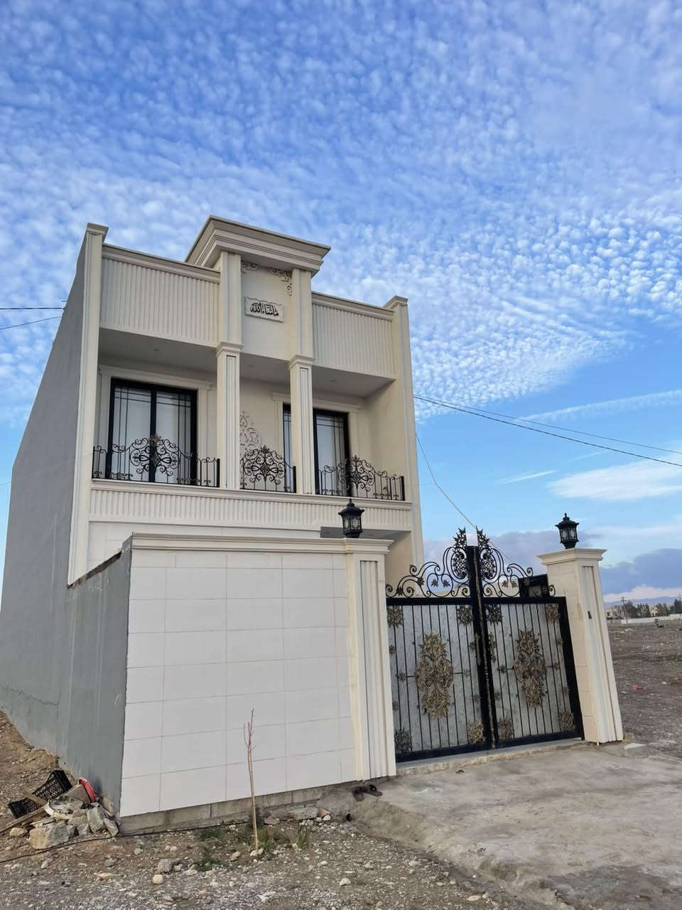 بيت للبيع في ٨حسارؤك 
مساحه 125متر طابوو زيرو
بيت مباشر سايدين لاوان ستي 
~~~~~~~~~~~~~~~>~
***********📲
***********📲
~~~~~~~~~~~~~~~~~
#الجميع #عقارات #بغداد #كوردستان #عراق 
#عقارات -بارزان #سايدين لاوان #
