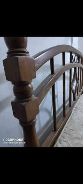 السلام عليكم جرباية نفرين قياس 200*180 قفلها 200 مكاني بغداد ***********
