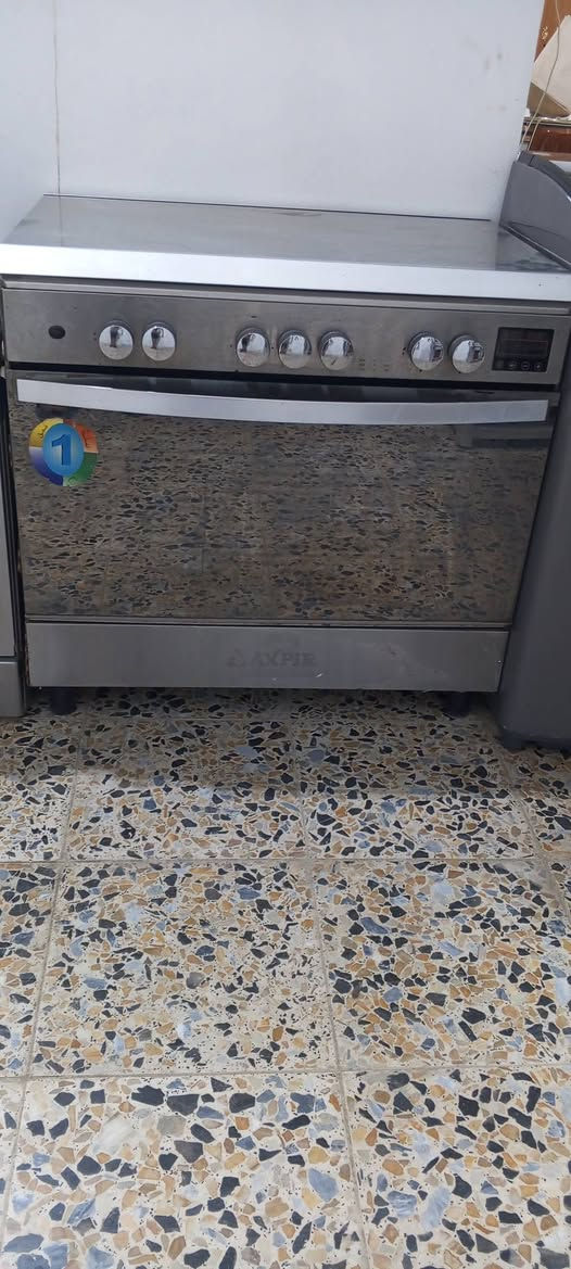 للبيع غراض نضيف شغلات ع فحص لاستفسار وتساب ***********
