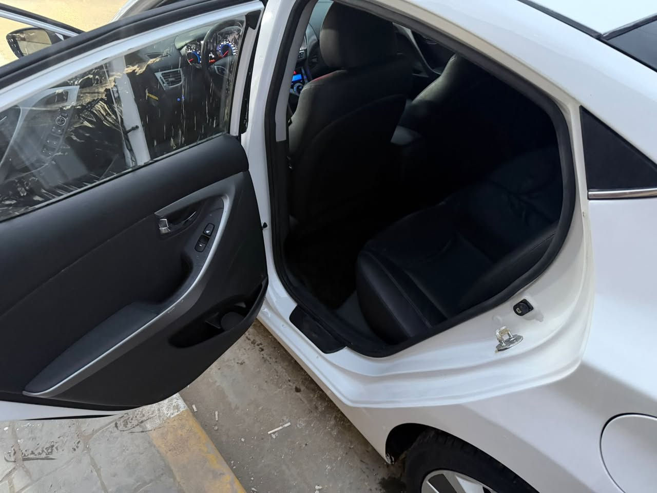 سلام عليكم النترا 2013
سياره فول مواصفات عدا الفتحه
بصمه شاشه كشنات جلد اشاير بالمري
ويلات رياضيه كروم داخلهه جديد مال شركه
كير محرك مكفولات شرط حداديه تخم تاير جديد
سياره ماشاءالله تخبل بالعافيه عل ياخذهه
السعر 78 وبيهه مجال
***********
