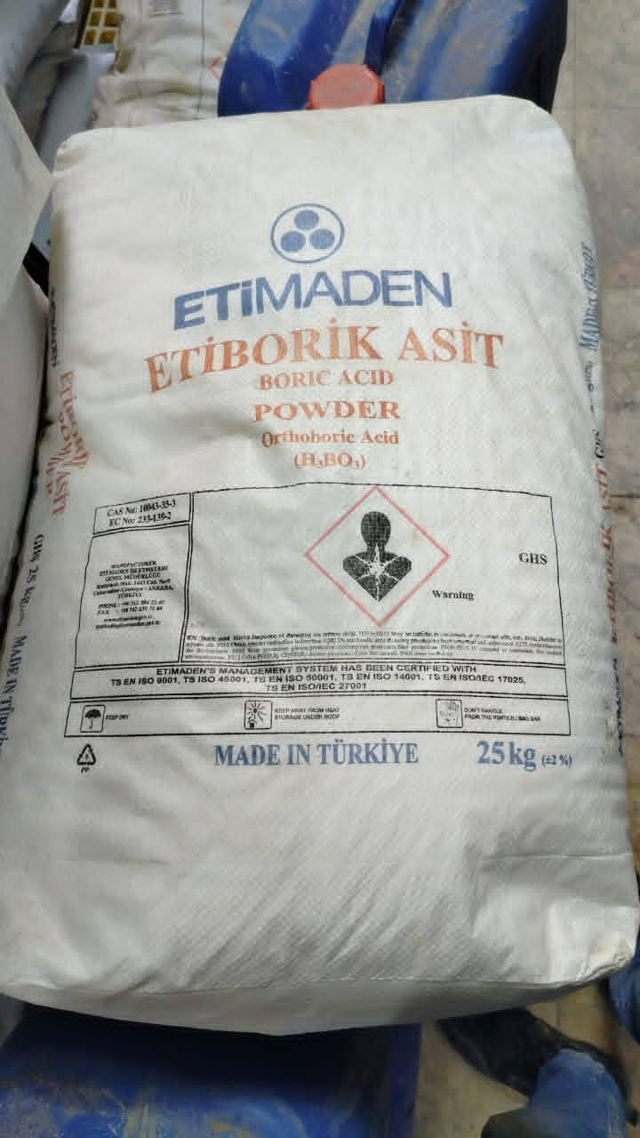 وفر أكثر… واحصل على الأفضل مع WellTreat Chemicals Supply 
**بضاعة جاهزة للتسليم الفوري – بأسعار لا تُقاوم وجودة مُطابقة للمواصفات العالمية!** 
📞 **للاستفسار والطلب:**  
📱 0770 002 0851  
📱 0751 155 2587
