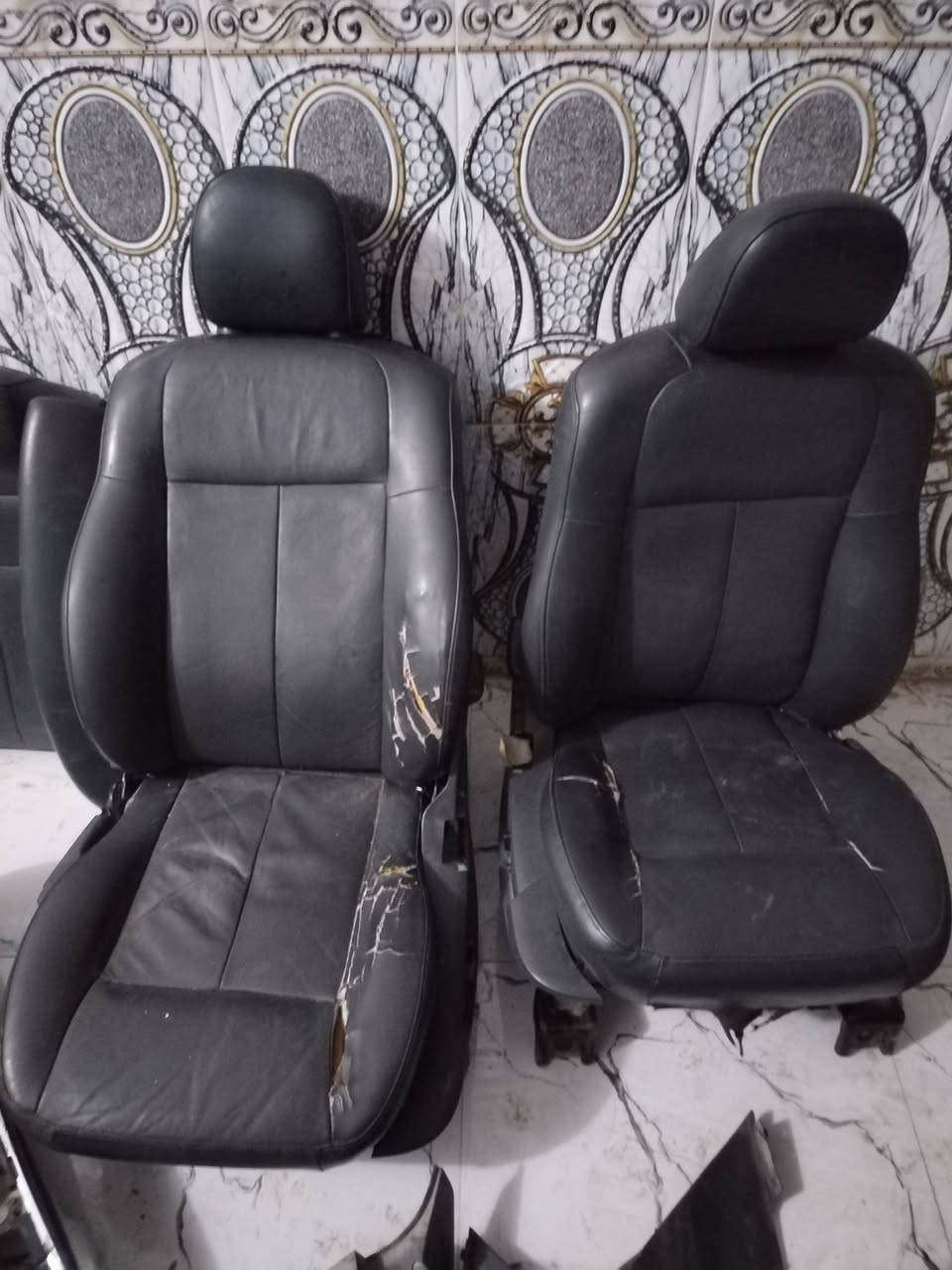 غرفة أوبامه ١٠ كامله كشنات وعضمات و بطاين بيبان حلوات بس كشنات صدر يردن ترتيب للتواصل ***********
