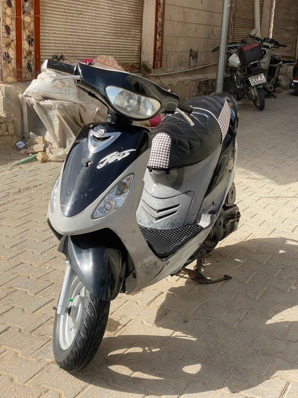 للبيع السعر خاص


**إذا كنت صاحب هذا الإعلان وتريد حذفه لأي سبب، رجاءا أرسل رسالة إلى الدعم الفني**