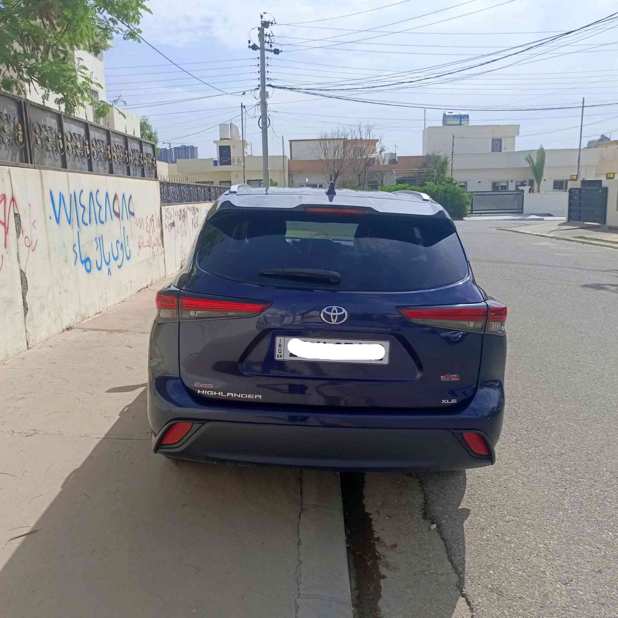 هايلندر 2023المحرك 4 سلندر توربو 2.5 وارد امريكي رقم اربيل بدون صبغ بس بارد بالباب الخلف السايق والجاملغ الايسر و راس الشاصي مضروب رمل للفحص ومصبوغ ,صور الحادث مرفقة ماشية  168000 كيلومتر 
السعر 298 ورقة

رقم الشاصي
5TDKDRAH3PS501042

  عنواني اربيل طريق كسنزان
***********

