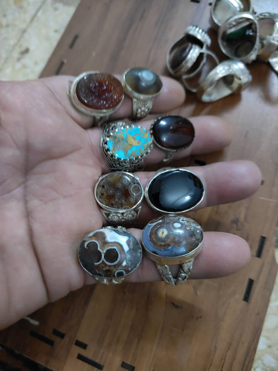 مرحبا محابس لبيع 20محبس سعرلواحد 40 الف مكاني ميسان يوجد خدمة توصيل ***********
