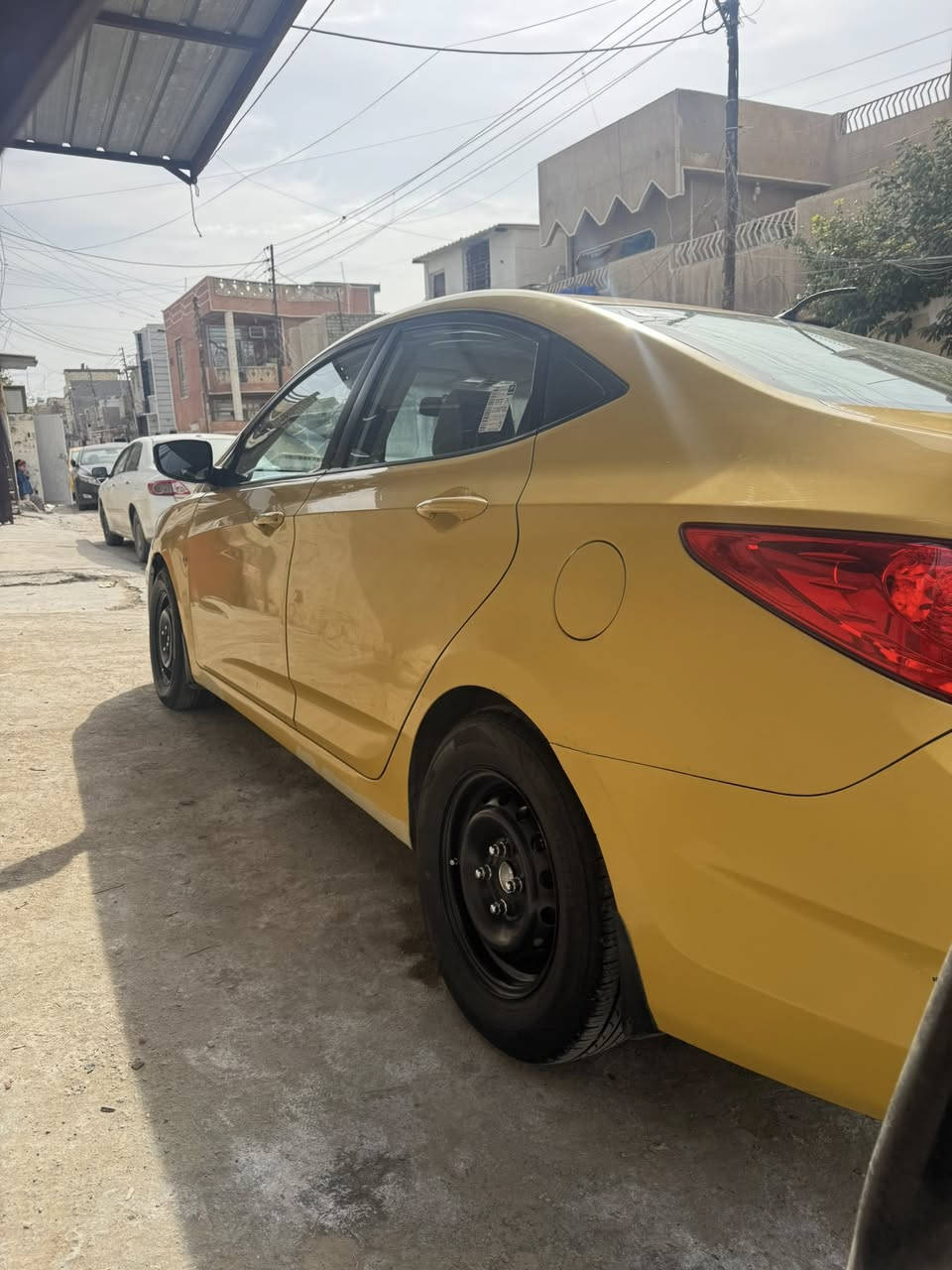 اكسنت موديل ١٣ خليجي مكفوله من الحادث فول 1/1  بسمي سياره خير من الله مكينه كير حداديه تايرات دوشمه خير من الله  السعر 95 وبيه مجال  *********** العنوان بغداد حي العلام
