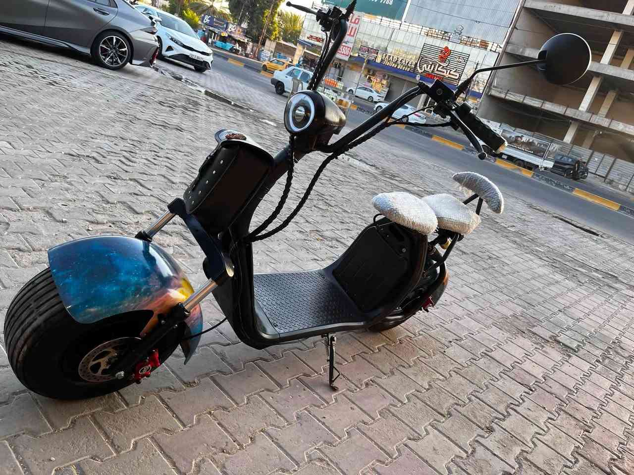 سلام عليكم 
شباب دراجه شحن للبيع هارلي موديل 2024 بعدهة الدراجه جديده مثل مشوفون 
الدراجه 3 درجات سرعه بيه 
مكان الدراجه بغداد المنصور بضهر مطعم زرزور 
رقم التلفون
واتساب ***********
رصيد واتساب ***********
السعر 550 وبيه مجال
