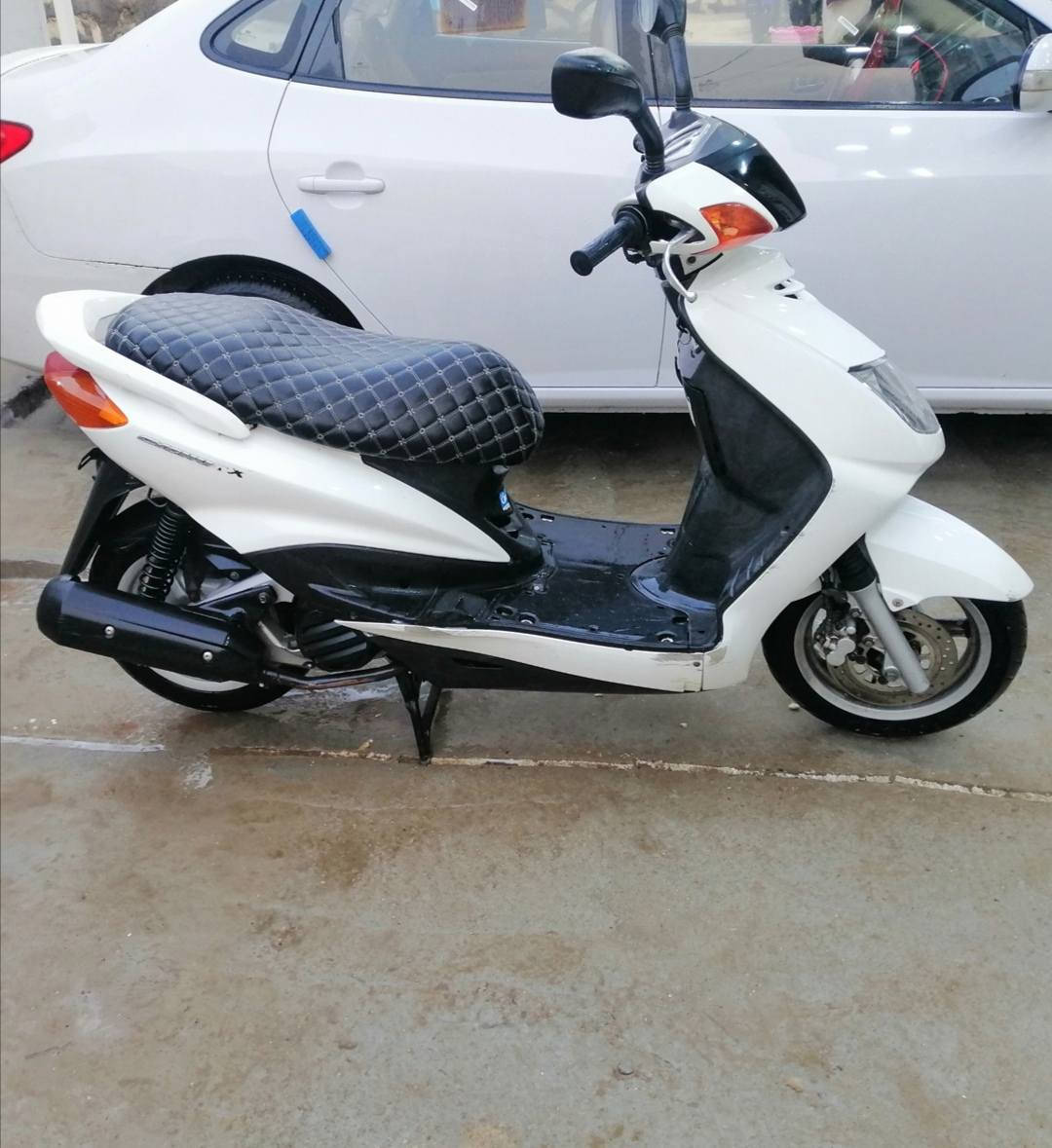 دراجة سكنز ياباني
دراجه نظيفة كلش وما بيها اي نقص 
سعرها مليون وبيها مجال للشراي 
للاستفسار/ ***********
