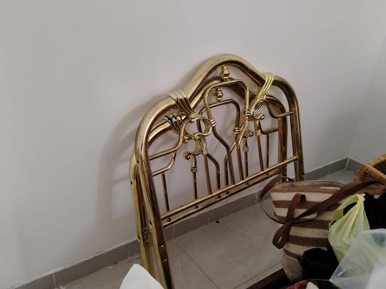 غرفه  شبابيه نفر. تحتوي على سرير  و ميزين جانب السرير  وميز المرايه و سعرها 250 مكانها بياع


**إذا كنت صاحب هذا الإعلان وتريد حذفه لأي سبب، رجاءا أرسل رسالة إلى الدعم الفني**