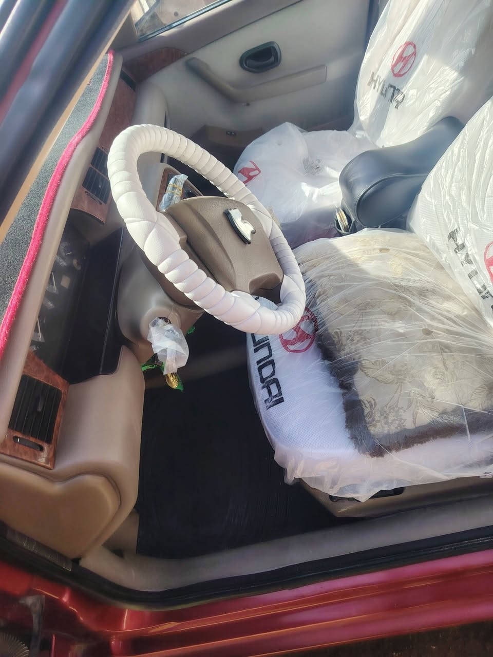 السلام عليكم سند 2012موديل مكفوله كفاله عامه مكينه وكير وحداديه وتخم تاير كله جديد خير من الله سعر 57  ***********
