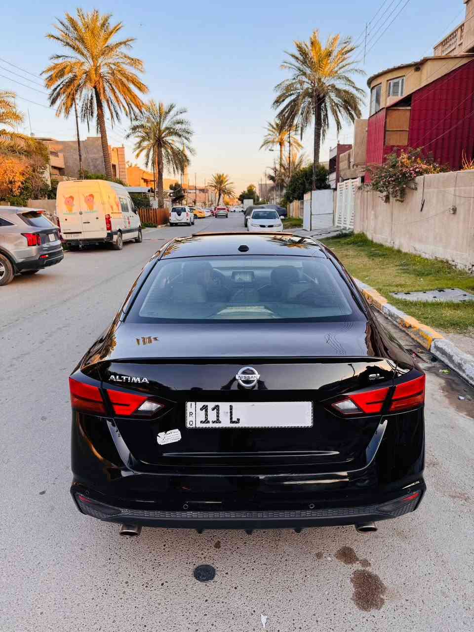 السلام عليكم
للبيع نيسان اليتيما 2019 وارد امريكي . 
حادثها جاملغ وحافه البنيد . بدون داخل . 
رقم بغداد الدولي الجديد باسمي تحويل مباشر .  محرك 2,500 اربعه سلندر . 
كير محرك خير من الله . 
صدر امامي خلفي جديد . 
تخم تاير جديد . تبريد ثلج . 
السياره جاهزه من جميع النواحي 
السياره فول مواصفات 1/1 فئه SL  اعلى فئه 
فتحه . بصمه . تشغيل عن بعد . شاشه كبيره . كامره خلفيه . شاشه دجتل . 
تبريد بيانو . تدفئه كشنات + تدفئه ستيرن . 
دركه D . تبريد قطعتين . كشنات جلد . 
كشنات كهرباء. رادرار امامي خلفي جاني . 
نقطه عمياء . تحديد مسار . اوتو هولد .
هانك بريك بصمه . تبريد منفصل . 
نقطه عمياء . تحكمات ستيرن جهتين . 
كروز سرعه . اتركشن كونترول . 
سستم سماعت BOSE . عدد 9 محيطي . 
شاشه اعطال . تبريد قطعين . 
بك لايت لد . لد نهاري . لايت عدسات زينون . ويل كب . حساسات خلفيه . 
السياره فول مواصفات للاخير . 
السعر 143ورقه وبيها مجال . 
مكاني بغداد للستفسار ***********
