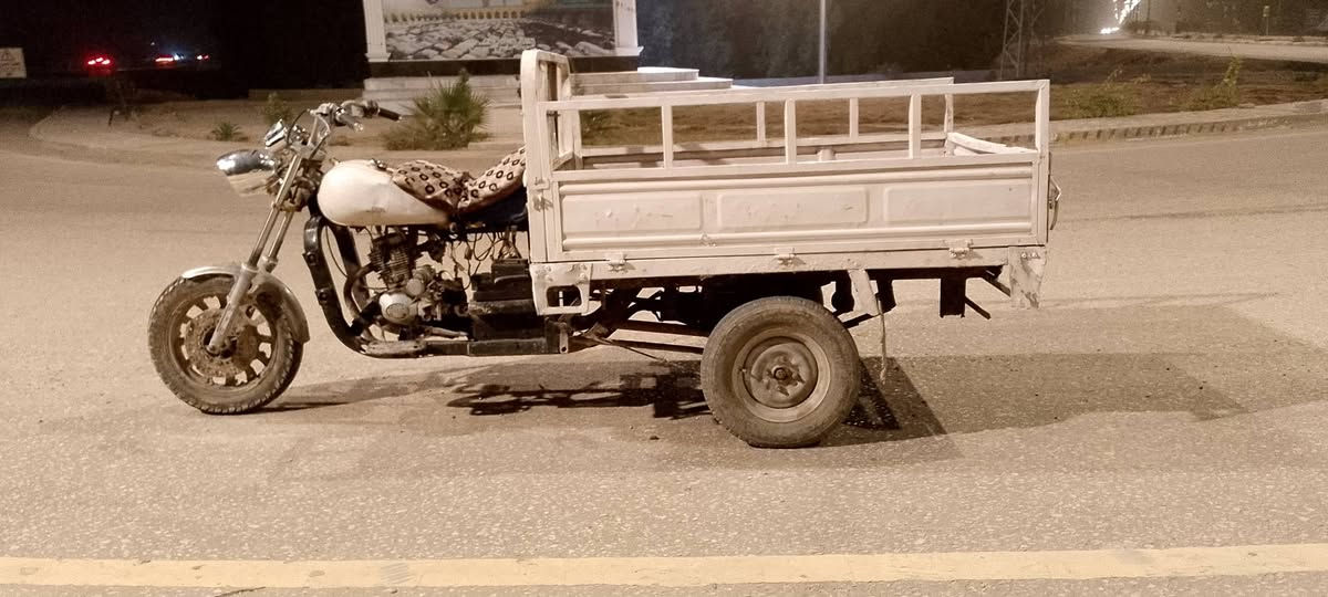 السلام عليكم شباب ستوته  جمره للبيع موديل 2013 كفاله عامه كهربائيات كله شغال نكره سلف تخم تاير جديد دبلات شغالات اكسن ستوته مكفوله من كلشي لمكان  ماكينه 600 وبيه مجال لشراي مكاني بابل مستعجل على البيعه هذا رقمي الاتصال فقط الخاص مغلق***********
