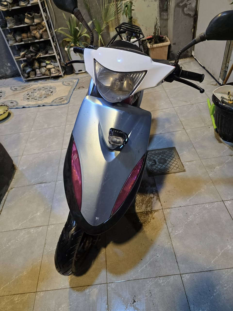 سلام عليكم
ماكس عدلة للبيع فقط
مجفتة مرة وحدة تجفيت درجة اولة تجي تفحصها وتشوف 
مكينتهة شكد قوية وشلعة ومعدل 
دراجة احلا من صور 
كلشي شغال بيها
بيها فقط خنكة بسيطة اول ما تتحرك وراهة تروح
دراجة مال جناية وما متعوبة
سعر : 400 وبيها مجال 
عنوان : بكرلي - قرب الملعب
تواصل واتساب فقط(***********)
