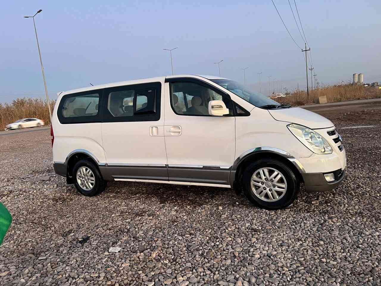 سلام عليكم ستاركس لبيع موديل 18مفتوح كفاله عامه مكينه تخم تايرحداديه رقم نجف انكليزي مكان سياره واسط العزيزيه ***********
