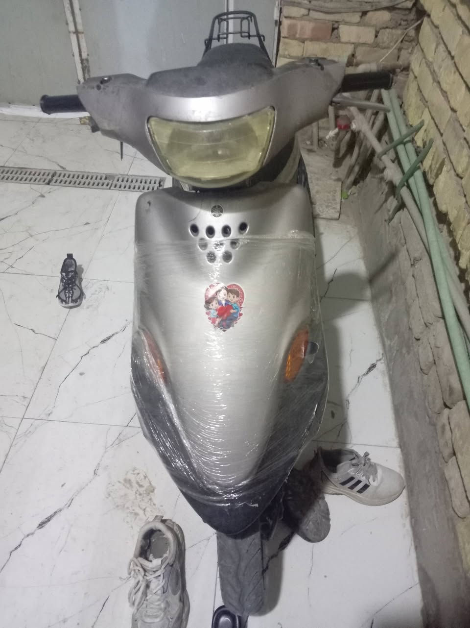 سلام عليكم شباب هاي دراجه يوماه لبيع نضيفه مكينه ناعمه شلعه معدل حلو كهربيات شغاله بس عوزه كلوبات وسلف دراجه كامله نضيفه مكان حي الغدير مقابل فلكه مال صحفين سعره 250بيه مجال بختمته شراي هاذه رقمي ***********
