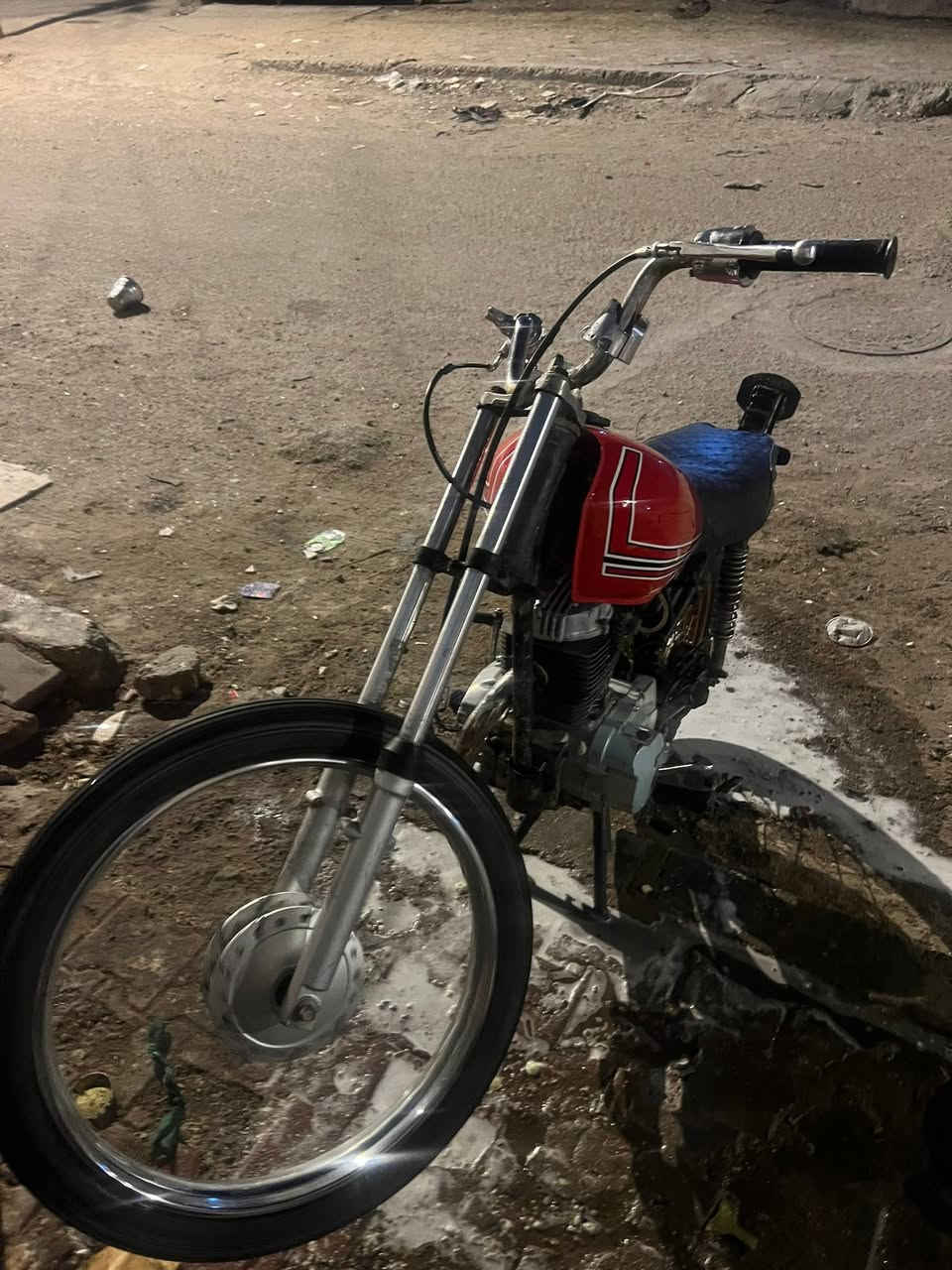 مكلف بالنشر للبيع نامه ادوات نضيفه المكينة والشاصي كذالك البصرة المعقل رايدها ب300 بيها مجال قليل  *********** رقم راعيها
