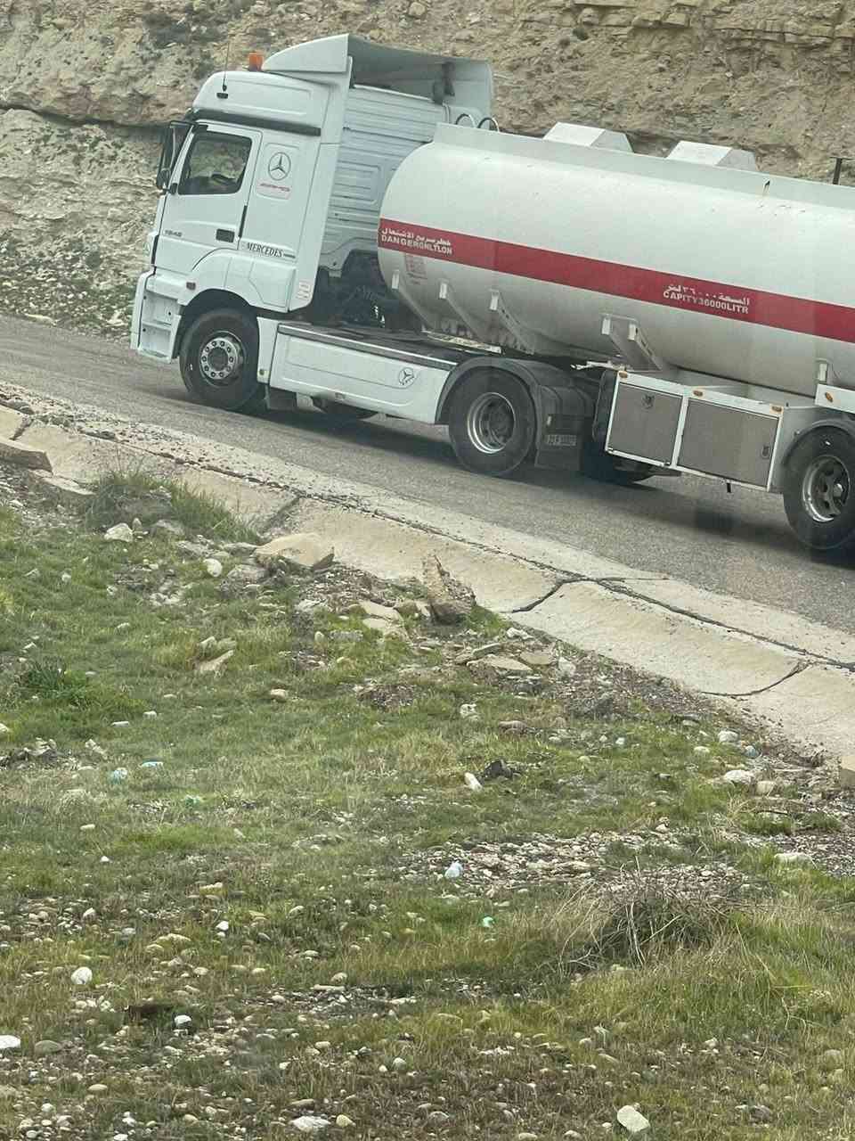 السلام عليكم اكسور موديل 2007للبيع   تانكي شاكر موديل 2019 جبيس طوناج سياره جاهزه للشغل رقم الهاتف ***********

