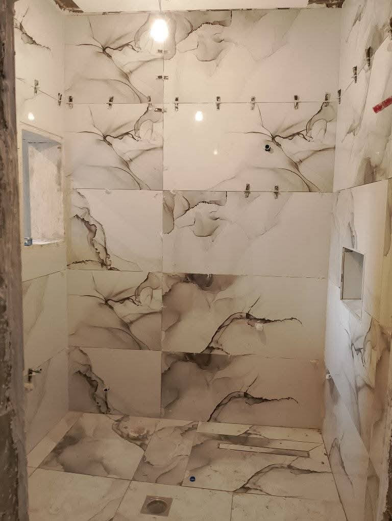 ❤️*********** شغل 5,000 دينار المتر كاشي بورسلين اتصل و تدلل داخل النهروان فقط
