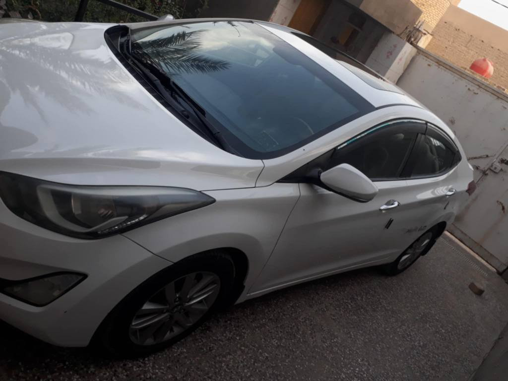 النترا خليجي /مكينة 1800
موديل 2014/رقم بابل/سنوية لغاية ال2027
فول مواصفات ماعدا البصمه 
كير ومكينه وتبريد وتدفئه وكهربائيات وحداديه مكفولات
بيه جاملغ ايمن وخشم البنيد /وبيه جاملغ ايسر كما موضح في الصوره 
السعر/118وبيه مجال بسيط جدا 
المكان /حله /شارع 80 النجف
*********** حلة, بابل
