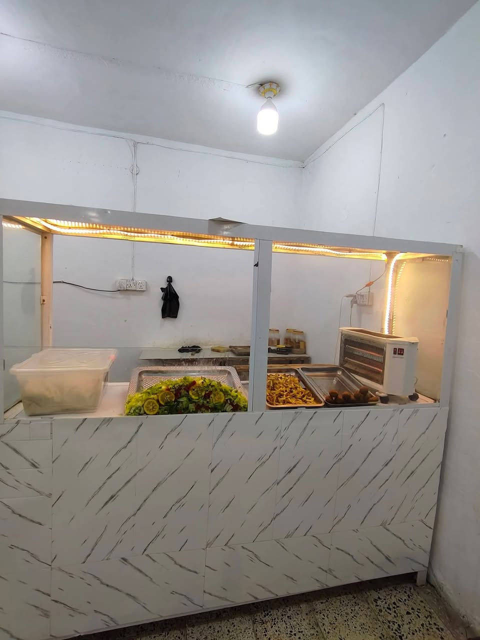 يالله السلام عليكم البيع مطعم *********** تراسل واتساب
