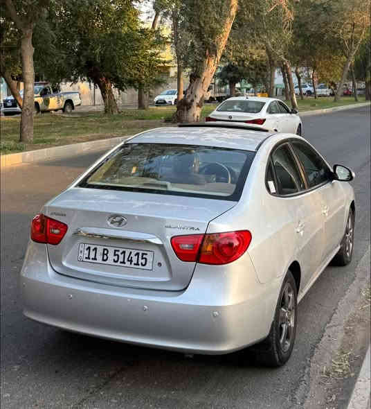 النترا 2011 خليجي وارد كويتي تجي مواصفات خاصه محرك 2000فتحه فول السياره رقم بغداد الانكليزي سياره جديده 
بيهه صبغ داير جاملغ الخلفي  وجاملغ الامامي موضع بل صور 
صدر جديد عنوان بغداد
السعر 110$ وبيهه مجال 
***********
