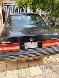 عندي سياره راس الثور اكراون موديل 1996محرك جيدجدا وكير تمام رائده 55ور...