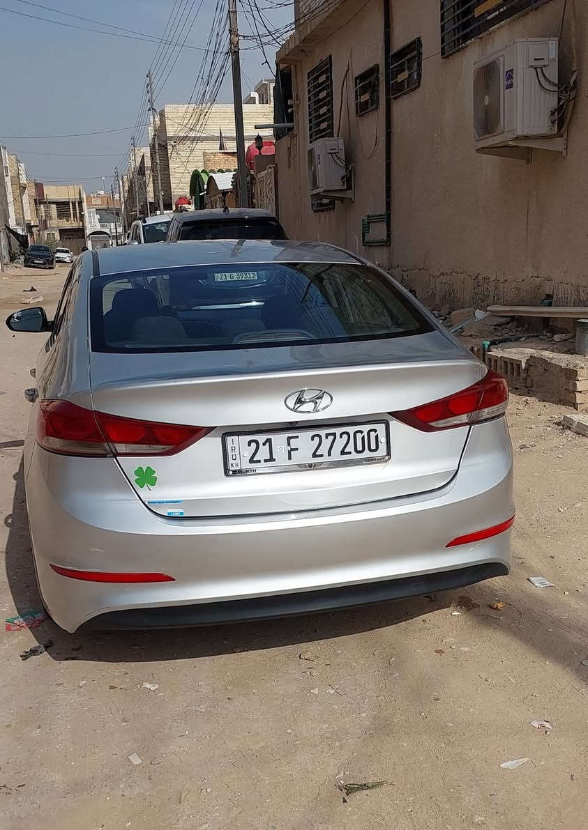 السلام عليكم 

النترا موديل ٢٠١٨ وارد كندي رقمها سليمانية بأسمي سنويتها جديدة، داخلة كلين تايتل و صار بيها حادث خلفي خفيف بالعراق وتبدلت الجنطة سونارها بالصور . السيارة كلش حلوة ومال بيت سعرها ١٢٣ وبيها مجال قليل مكانها كربلاء . للاستفسار اكثر :
***********
