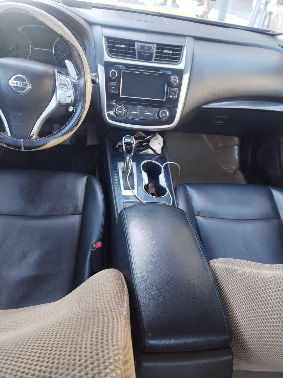 سلام عليكم نيسان التيما 18 sr 
حادثها بونيد جامرلغ سكن منظومه الغاز حكوميه محرك كير شرط كشنات جلد الاماميه هيتر دوشمه كامله شفتات ستيرن تخم تاير جديد سنويه رقم نكليزي كامله الاستفسار ***********
