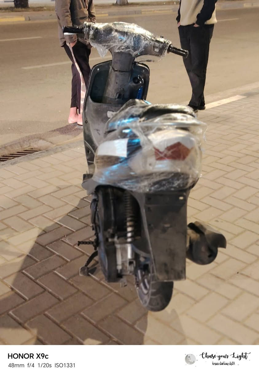 السلام عليكم دراجه ماكس قجمه للبيع دراجه نكره سلف ما ناقصه شي دراجه بوشته بلاديه 49 مفتوحه ولفات فقط سعره 550وبيه مجال لشراي مكاني قبله لتواصل علا الرقم ***********
