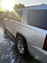 سياره 19نص فول وارد اميريكي بوليس بيه بس جاملق نف الون السونار موجود 3...