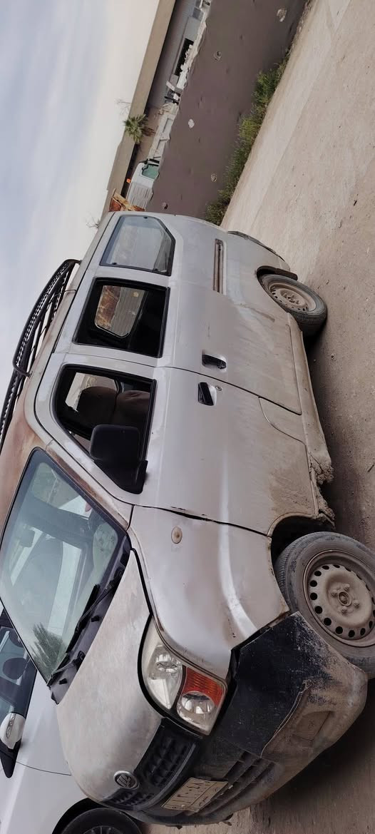 سلام عليكم ليفان 2013 سنويه 2027 تمشي السياره رقمها بابل سعرها 23 وبيها مجال ***********
