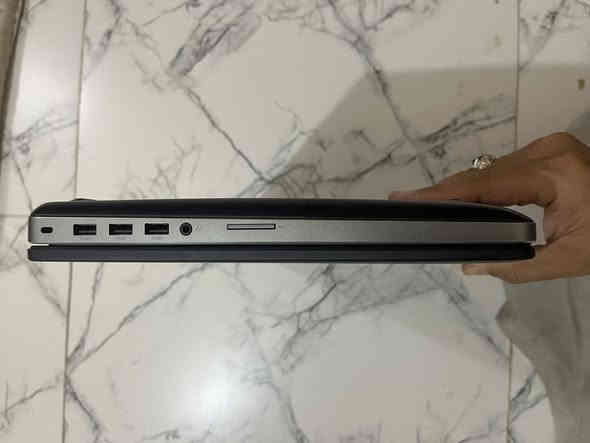 ❤☺•• آڵسَـِْ♡̨̐ـِْڵٱمَ ؏ـلـِْ♡̨̐ـِْيّيّگمَ ••☺❤  
حاسبة DELL 
معالج i7 HQ -6th 
رام 16G 
هارد  G256 SSD
كارت شاشه خارجي 4K FHD
خللها الوحيد الشاشه سوده من الطرف 
سعرها 250 الف مكاني كربلاء 
للاستفسار التواصل مع الرقم 
*********** واتساب او اتصال
