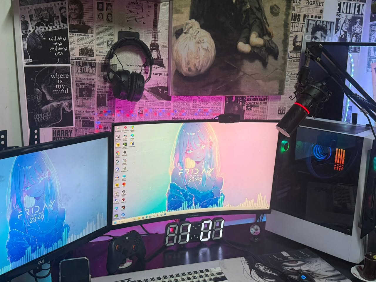 شباب سيت اب كامل من الالف للياء 

نجي للكيس :- 

CPU - RYZEN 5 5600X 

CPU COOLER - LIQUID COOLER RGB مائي

RAM - 32G (8*4) 3600MHZ FURY RGB

MB - ASROCK B550M 4 SLUT RAM

GPU - RTX 3060 TI ZOTAC GAMING 8G

HARD - SSD 1 TB 

PSU - 650W FANTECH 

CASE - GAMEDIAS RGB لون ابيض 

---------------

الملحقات :-

شاشه 1 - 165HZ 27 INCH FHD CURVED 

شاشه 2 ثانويه - 60HZ 27 INCH

ماوس لوجتك احترافي G502 

كيبورد FANTECH حجم 60% وايرلس احترافي 

ماوس باد انمي 

سماعه احترافيه HYPERX CLOUD 2 وايرلس 

مايك احترافي من REDRAGON MG300

ستاند مايك

يده احترافيه من GAMESIR NOVA وايرلس

ساعه رقميه 

صوره انمي RGB 

---------------

طبعا فول نظافه و كراتين قطع موجوده 

السعر مليون و نص كامل السيت اب 

مكاني بصره - الجمهوريه ما عندي توصيل 

رقمي ***********
