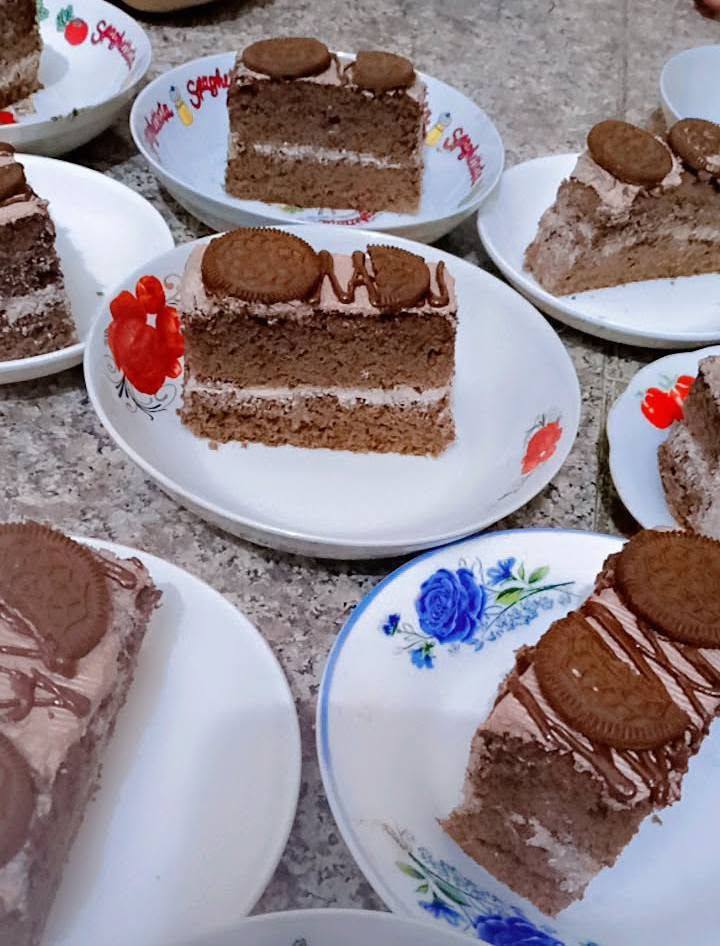 قطع كيك حشوات توفي نوتلا بسكت اريو الف عافيه 
الحجز قبل بيوم مكان بعقوبه بهرز حي لشرطه 🧿🌼
خدمه توصل موجوده داخل بعقوبه بهرز


**إذا كنت صاحب هذا الإعلان وتريد حذفه لأي سبب، رجاءا أرسل رسالة إلى الدعم الفني**