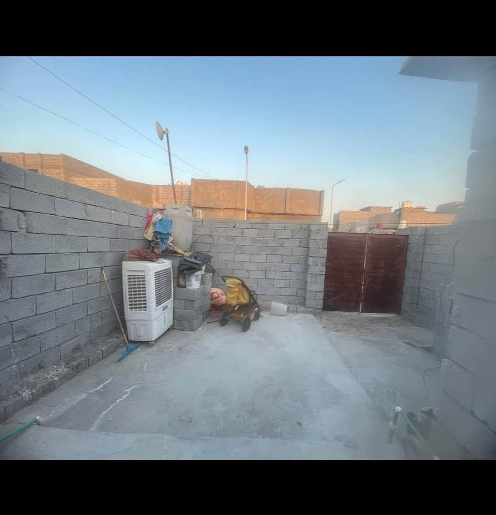 بيت بل الزبير بي غرفتين ومطبخ ومشتملات  سقف سندويج والارض سيراميك ماعليه ازاله ولا تبليغ سعر 12 بي مجال


**إذا كنت صاحب هذا الإعلان وتريد حذفه لأي سبب، رجاءا أرسل رسالة إلى الدعم الفني**