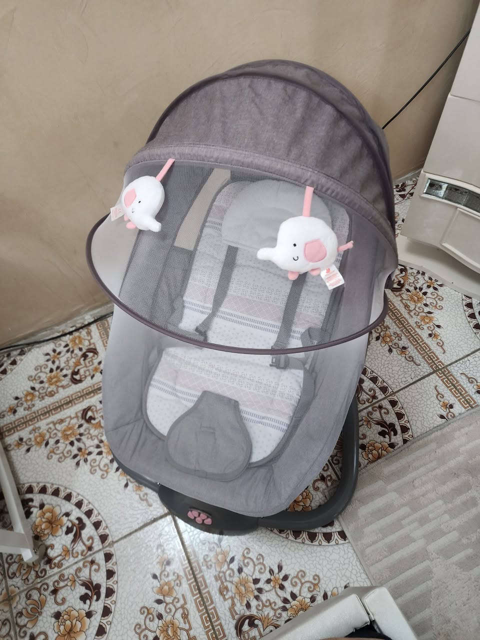 كرسي هزاز كهربائي مستعمل شي قليل كلش اخو الجديد بي بلوتوث يشغل قران واغاني السعر ٦٠ الف مكاني الحريه بغداد


**إذا كنت صاحب هذا الإعلان وتريد حذفه لأي سبب، رجاءا أرسل رسالة إلى الدعم الفني**