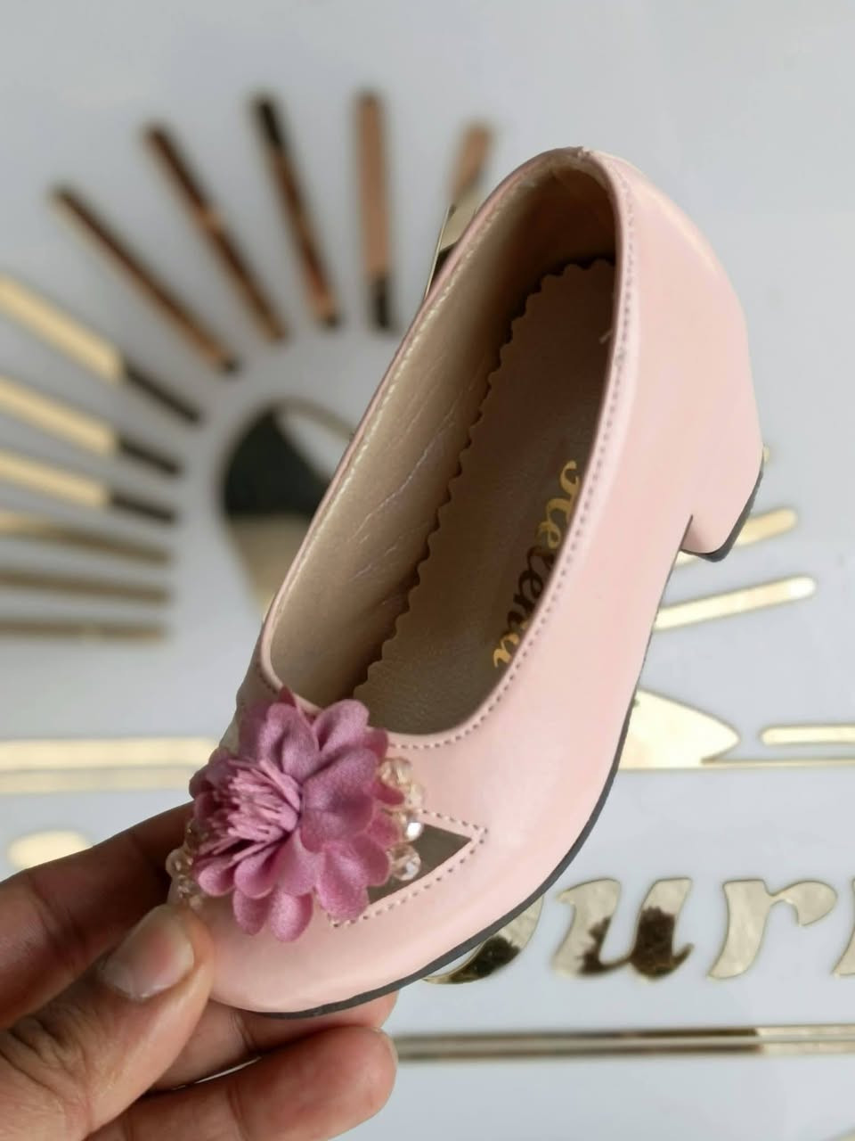 أجمل كعب بناتي 👑💕
أناقة + راحة + ستايل يلمع بالمناسبات ✨
💥 السعر القطعة 6 آلاف
💥 والعرض الخاص 👇
🎁 2 بــ 10 آلاف فقط 🎁
توفري 2 ألف وتاخذين موديلين لبنوتج 👠💖
الكمية محدودة والعرض لفترة قصيرة ⚡
الحجز بالدايركت أو تعليق (تم) 👑🔥
توصيل باقي المحافضات 3 الاف فقط


**إذا كنت صاحب هذا الإعلان وتريد حذفه لأي سبب، رجاءا أرسل رسالة إلى الدعم الفني**