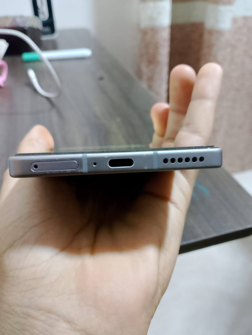 Infinix Note 50 Pro 5G
جهاز للبيع كرتون شاحنه سماعه الشاحن الخلفي الماك سيف كامل وياه اجهاز نضيف اي شخط مابي السعر 370وبي مجال واتساب ***********
