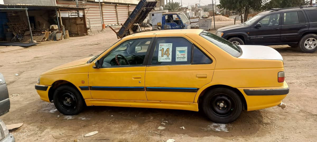 بيجو بارص 2015 سياره باسمي مكينه وكير وحداديه تخم تاير كفاله مكان السياره البصره الهارثه رقم الهاتف ***********
