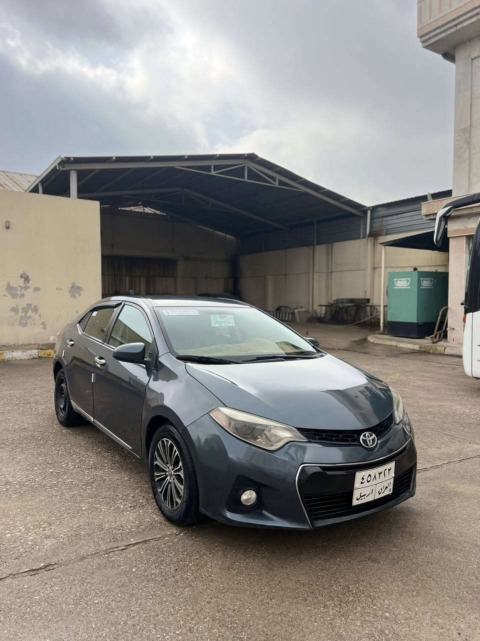 السلام عليكم كورلا موديل 2016 وارد امريكي سيارة بيها ٣ قتع صبخ بيدون دواخل و ايربكات كئر و محرك مكفول تعويل و غرامة شرط حجر شرط سيارة بيها غرامة مليون ينزل من سعر  مكان سيارة عقرة  سعر ١١٢   *********** واتساب
