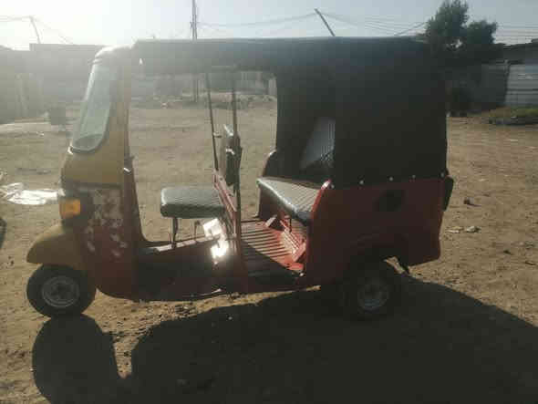 تكتك بياجو موديل ٢٠٢٠ الون احمر كامله شغاله كبل للشارع السعر مليون ٢٥٠ وبيه مجال مكاني بغداد هاذه الرقم *********** ولثير ***********
