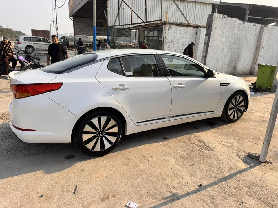 السلاو عليكم
***********/السعر ١٣٠ وبيه مجال لطيبين 
اوبتمه ١٢ خليجي بغداد بسمي 
السياره صاله ١٢ سنه عدنه حته الكتلوك بيه 
مكفوله كفاله عامه فقط بارد بصيط 
محرك ٢٤٠٠ جديد صار سبوع شاده 
بصمه تحكم شفتات ستيرن كشن جلد
٥ ويل كب / عنواني بابل مركز المدينه
