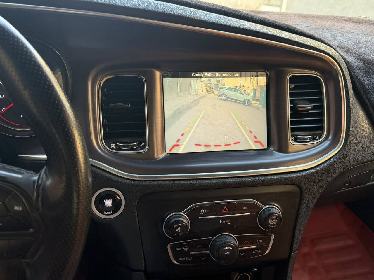 سلام عليكم جارجر 16 اصل 15 محرك 3600تو ويل سياره جاهزه بدون  ارباك بيه صبغ نص جاملغ وتقسيم البنيد الباقي كفاله ماشيه 107 تحويل مباشر سعر 177ترهم مراوس اوبامه جارجر اجره *********** عنوان ناصريه مركز
