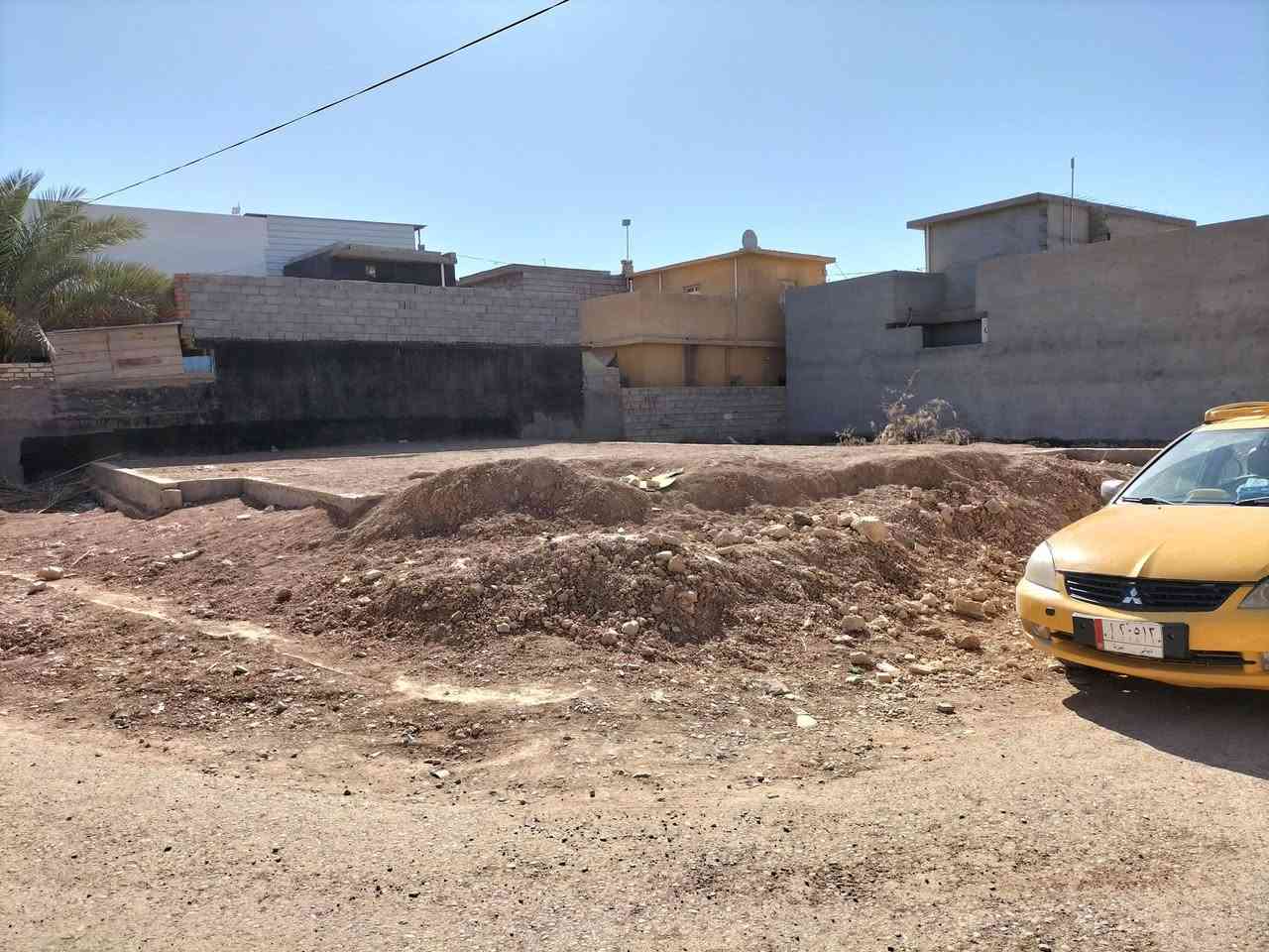 قطعه (بتلو ). 200متر.  ملك طابو صرف
الغالبية حي العسكري. قرب مركز صحي الغالبية
رقم. ***********
