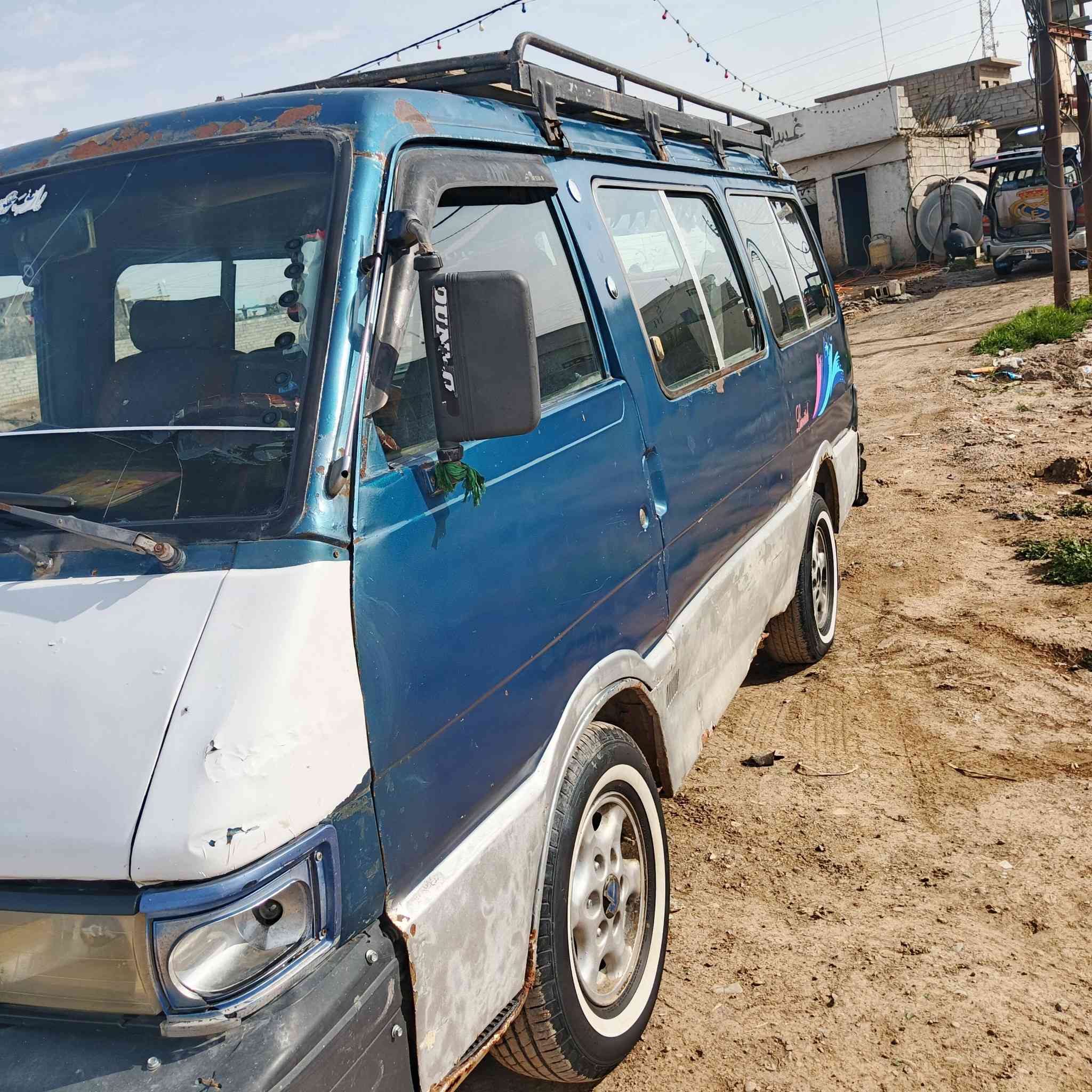 سلام عليكم كيا بسته موديل 94 سنويه ال 27 شهر ال 3 محرك يبخر من التبديله لالتبديله لتر يعني كل شهر ابدل دهن سياره خير من الله عليهه غرامات مرور بس 400 الف خطهه خان بعقوبة راعيهه موجود بابو غريب
مكانهه ديالئ خان بني سعد 
السعر  37 وبيهه مجال الغرامات ينزلن من سعرهه 
التصل وبيك خير وتدلل
***********
