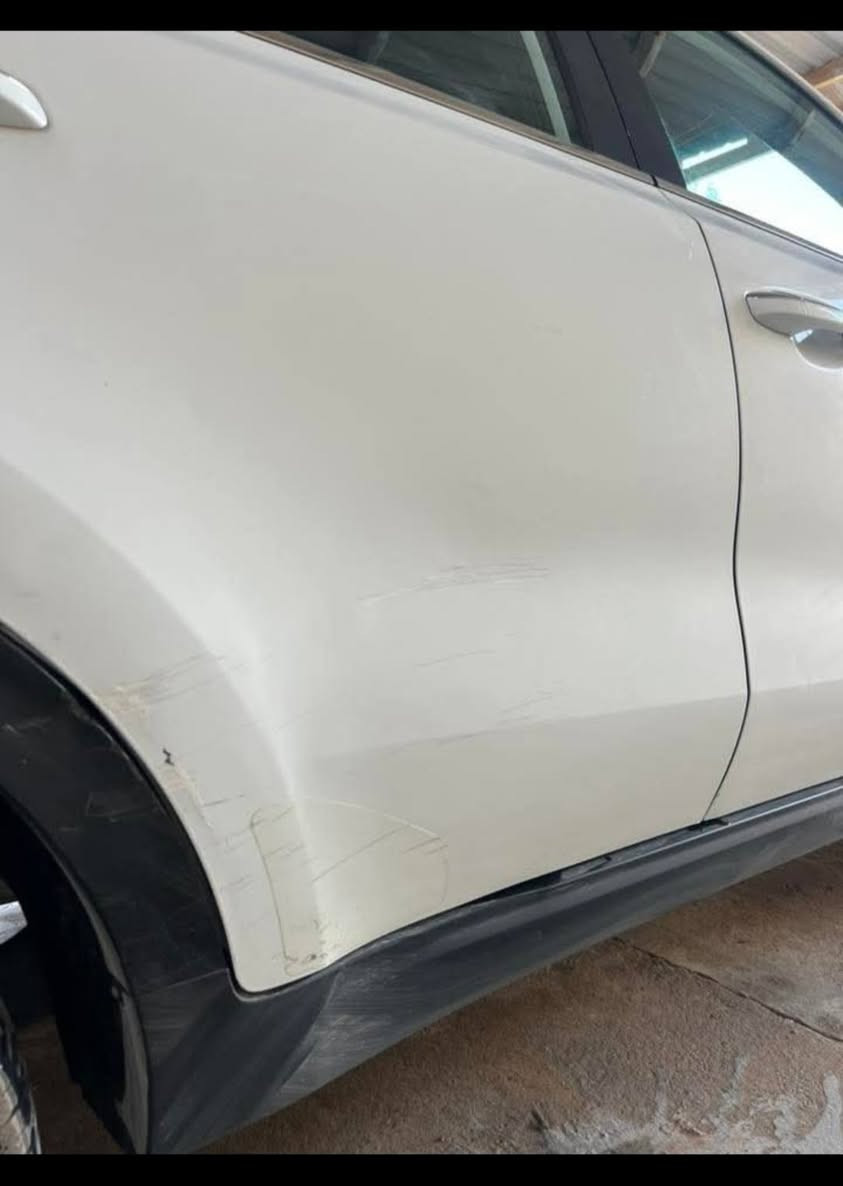 السلام عليكم
سبورتج 21 خليجي خليجي (سلوفاكي)
محرك دوش دوش 2000
المواصفات
3 انظمة قيادة
المري شفط
اشاير بالمري
ماشية 56000 mi
بيها مكانين بارد بالاضافة الى شخوط
الرقم شمالي اربيل
العنوان بغداد
السعر 197 ورقة وبيهه مجال
الرقم ***********
