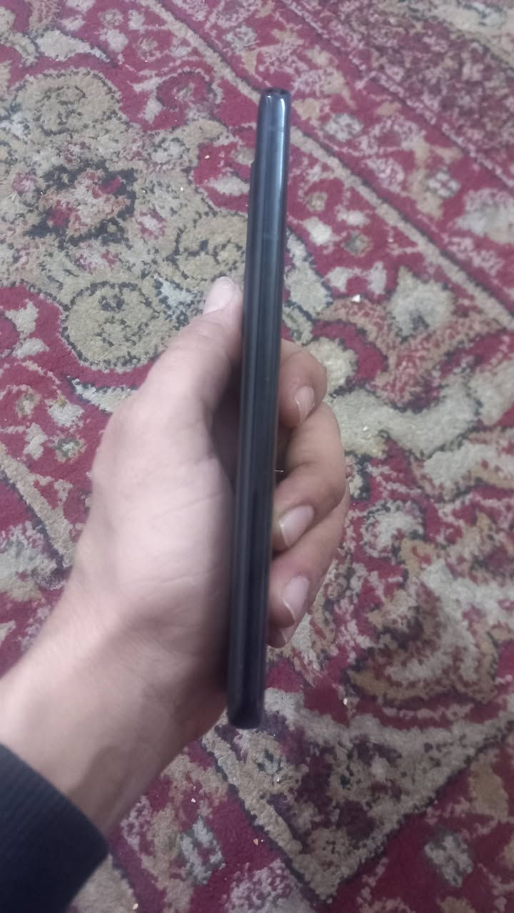 S21 الترا جهاز اخو الجديد 
بدون غراض فقط الجهاز ذاكرة ١٢٨ 
امريكي مكان بغداد الامين الثانيه 
*********** تفاصيل خاص
