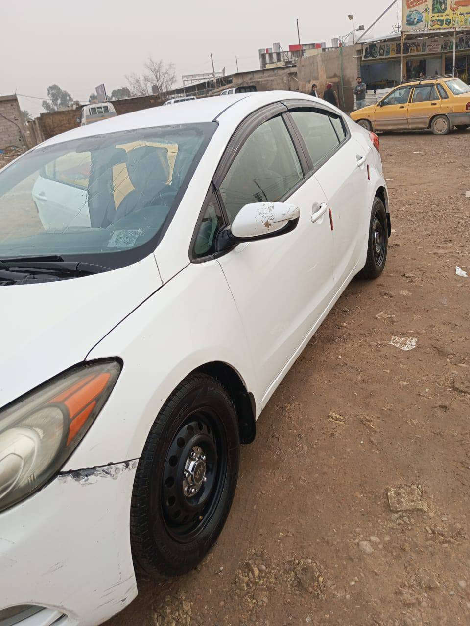 كيا فورتي موديل 2016 وارد امريكي
سيارة جاهزة رقم بغداد دولي تخم تاير داخل اسود جديد
صدر أمام خلفي جديد تبريد ثلج ❄️  مكينة 2000 دوش 
مصبوغة حزام
 ضرر امريكا جاملغ  الامامي الايمن بدون دواخل  سعر 105 وبيه مجال مكان السيارة بغداد جسر ديالى الجديد 

***********
