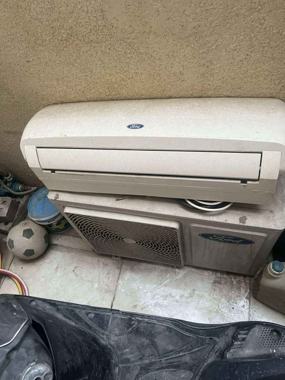 للبيع سبلت فورد 1 طن السعر 175
سبلت أواكس 1 طن السعر 175 جدد ونظاف
مجمدة السعر 150 
عربانة طفل ماركة السعر 50 مكان الأعظمية للأتصال ***********
